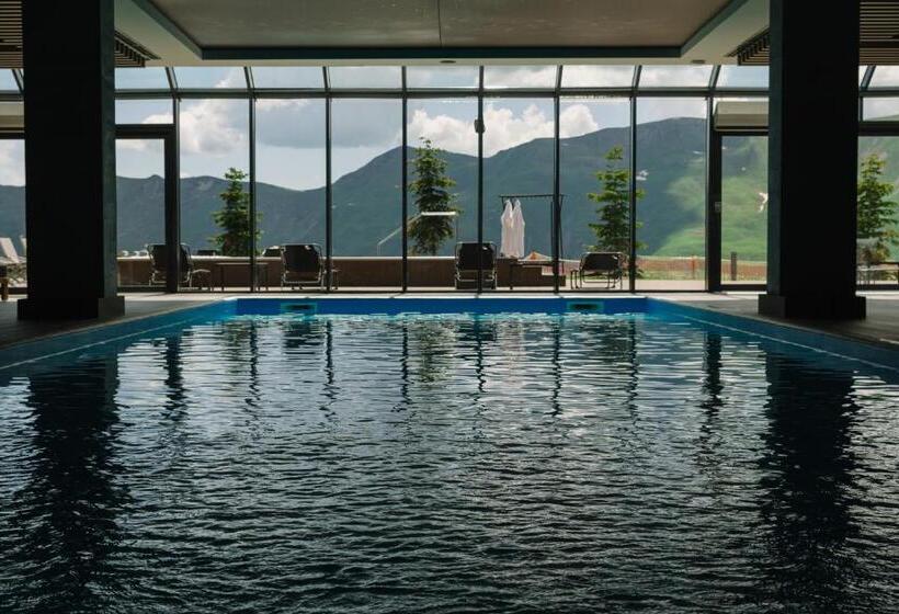 هتل Gudauri Lodge