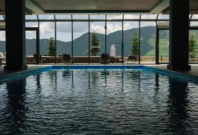 هتل Gudauri Lodge