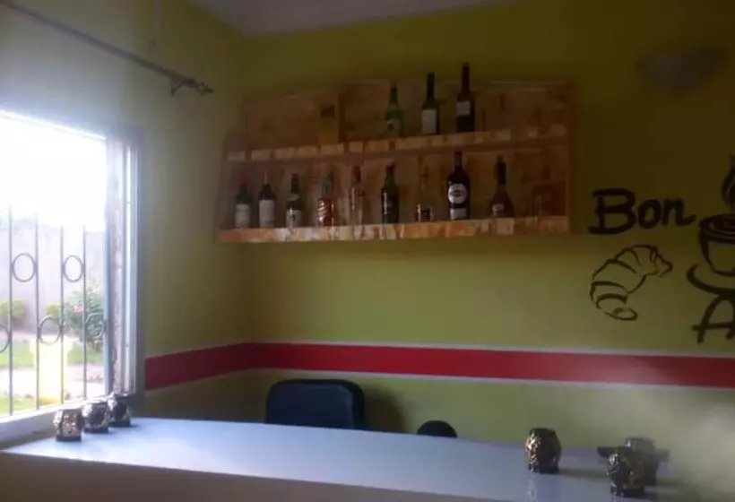 هتل Hôtel Regional