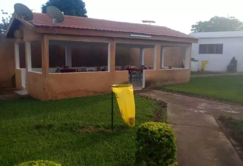 هتل Hôtel Regional