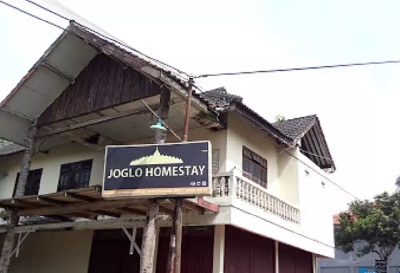 هتل Joglo Homestay By Oyo Rooms