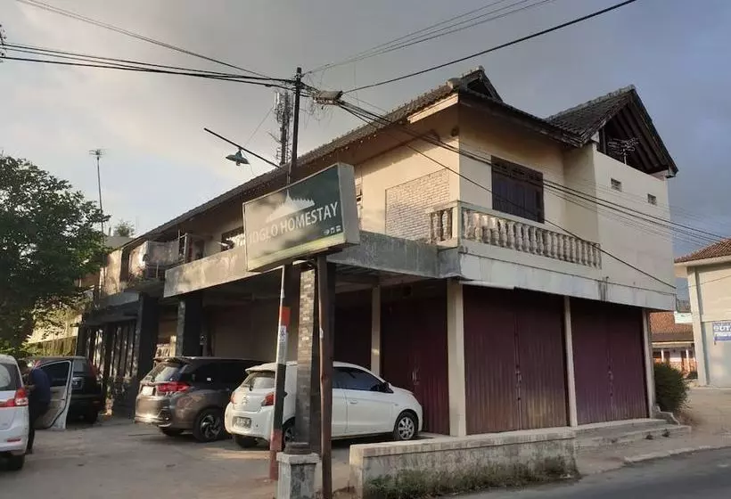 هتل Joglo Homestay By Oyo Rooms