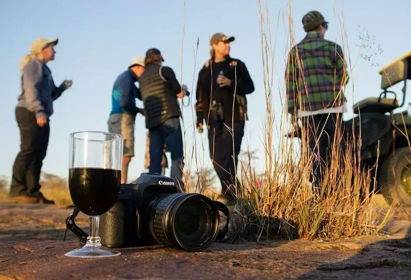 ホテル Kudumela Bush Lodge