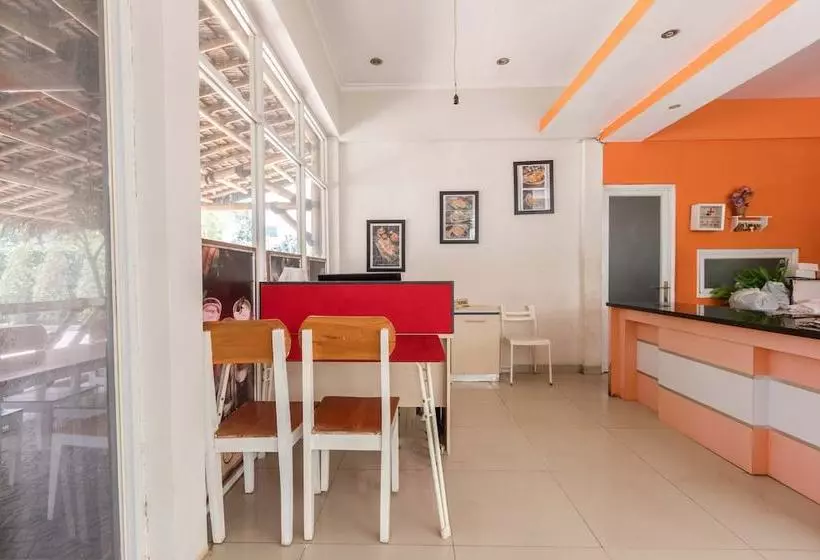 ホテル Mahayun Guest House Syariah By Oyo Rooms