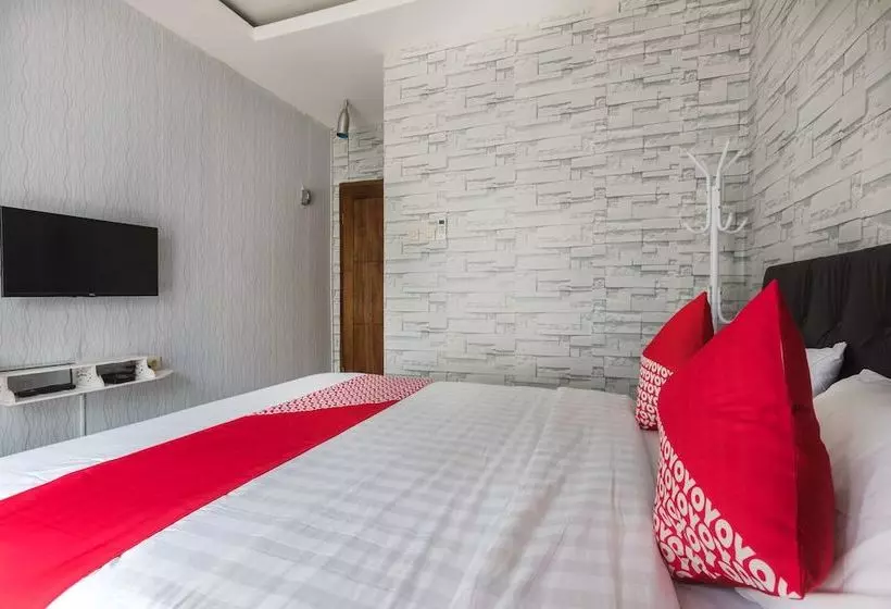 ホテル Mahayun Guest House Syariah By Oyo Rooms