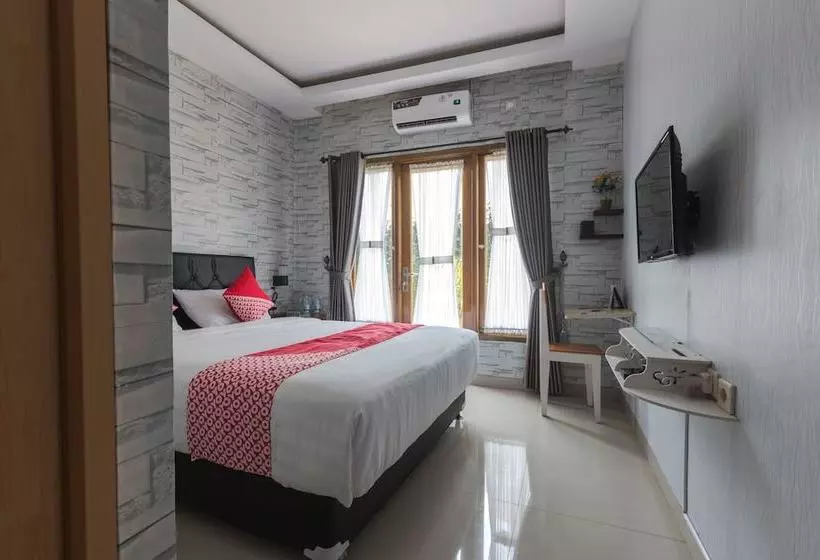 ホテル Mahayun Guest House Syariah By Oyo Rooms