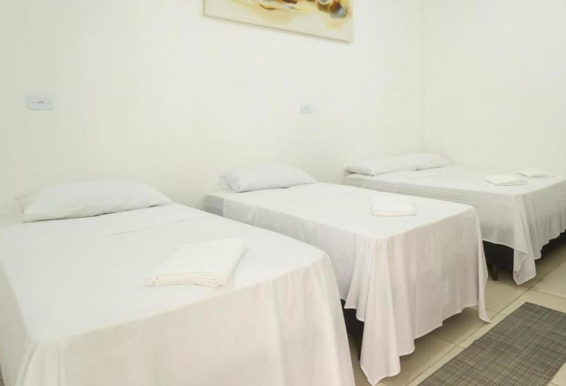 בית מלון כפרי Pousada Pouso Das águias