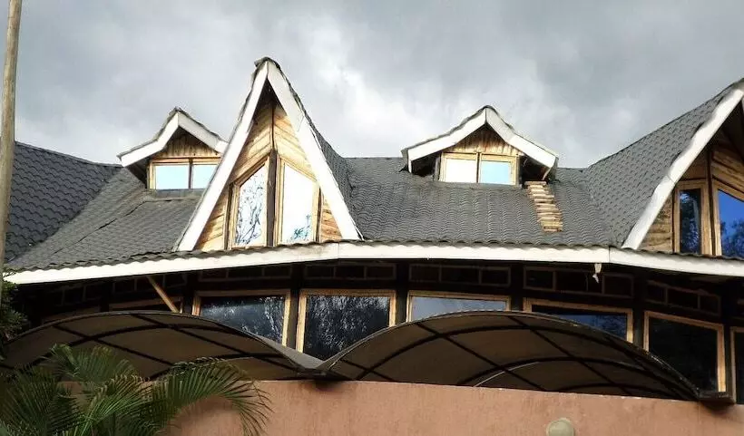 هتل Vienna Woods Holiday Inn Limited