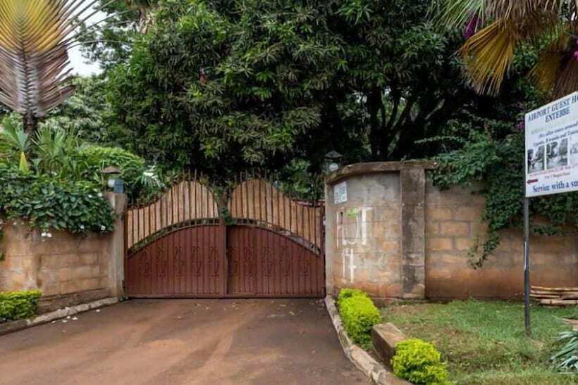 پانسیون Airport Guesthouse