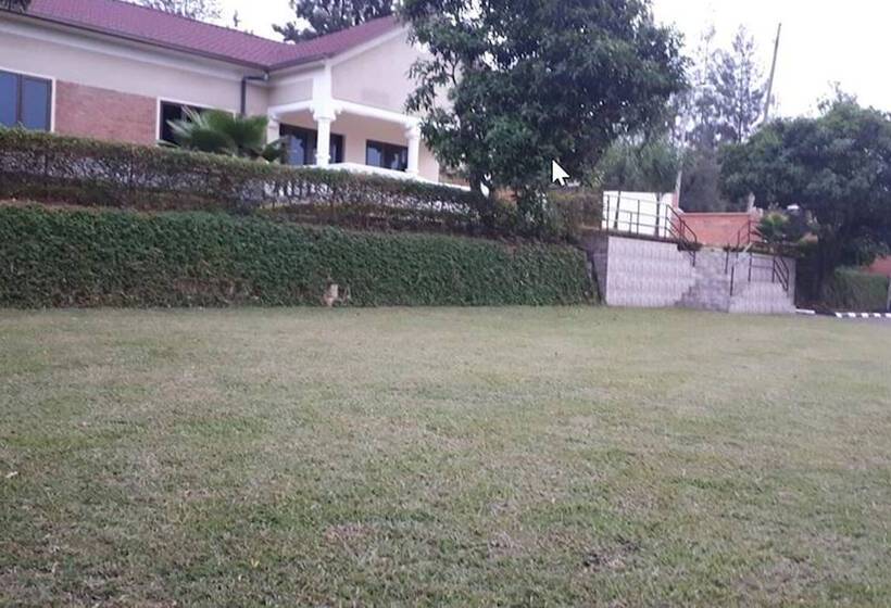 پانسیون Airport Hill Guest House