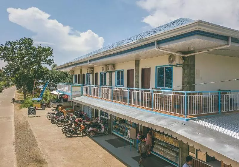 ペンション Diane Sunshine Villa Panglao Near Beach