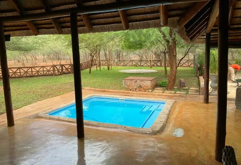 Majatalo Genet House