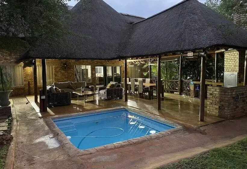 Majatalo Genet House