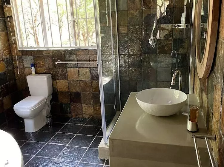 Majatalo Genet House