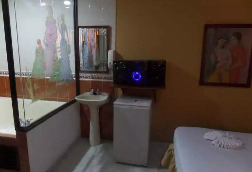 Aparta Hotel Plaza Real Norte