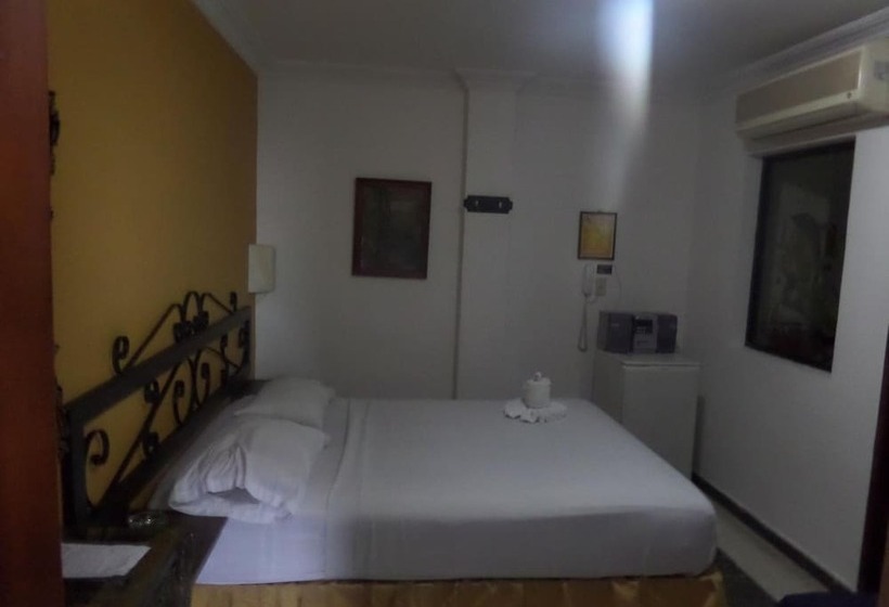 Aparta Hotel Plaza Real Norte