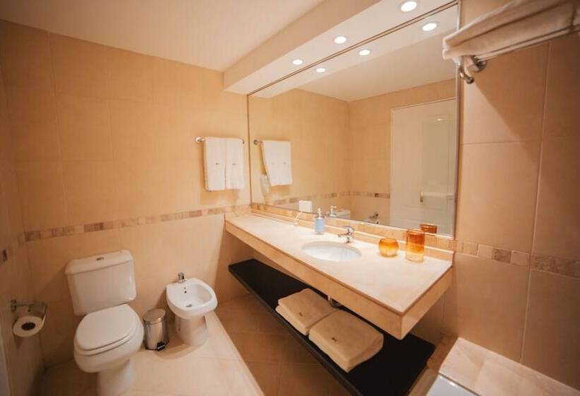 Arc Callao Studios & Suites