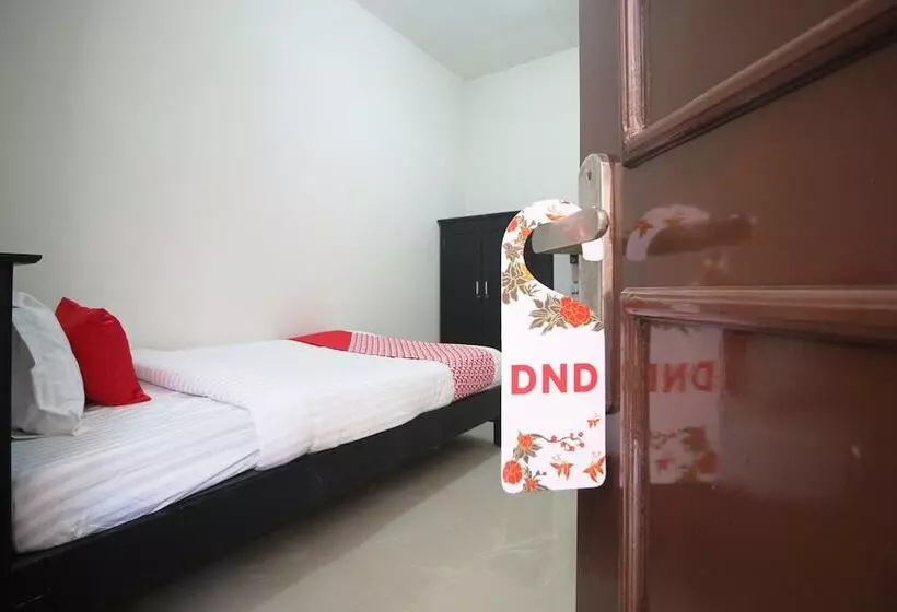 هاستل Wisma Ray Syariah By Oyo Rooms