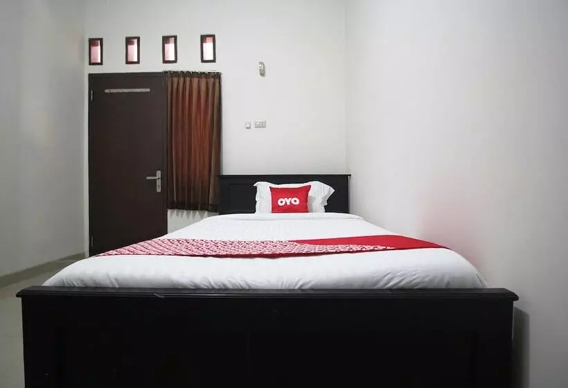 هاستل Wisma Ray Syariah By Oyo Rooms