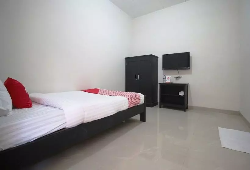 هاستل Wisma Ray Syariah By Oyo Rooms