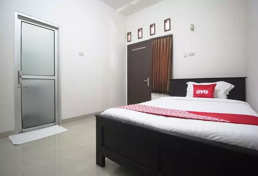 هاستل Wisma Ray Syariah By Oyo Rooms