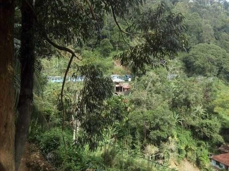 مبيت وإفطار Madhara Home Stay Ella