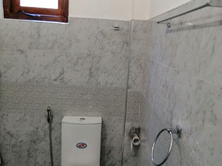 مبيت وإفطار Madhara Home Stay Ella