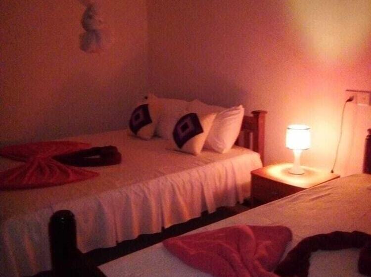 مبيت وإفطار Madhara Home Stay Ella