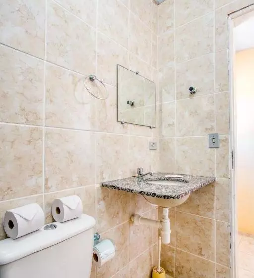 هتل Pousada Flor Da Primavera By Oyo Rooms