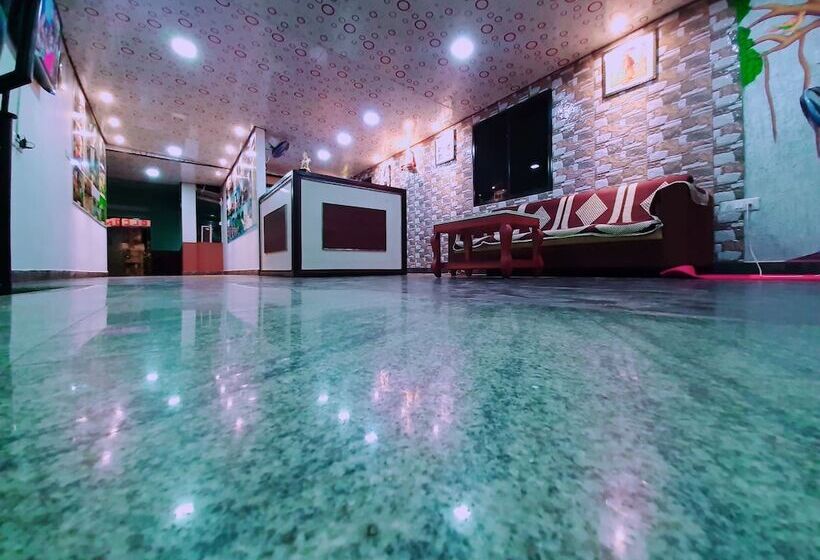 فندق Rachana Palace