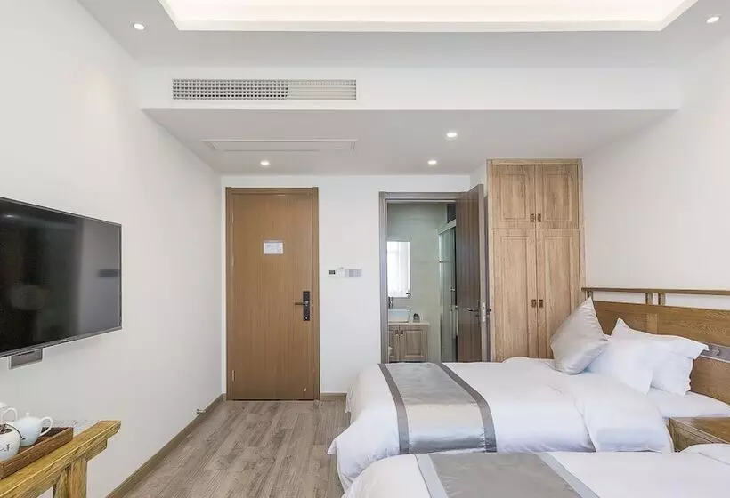 ペンション Floral Hotel  Red Forest Yuyao