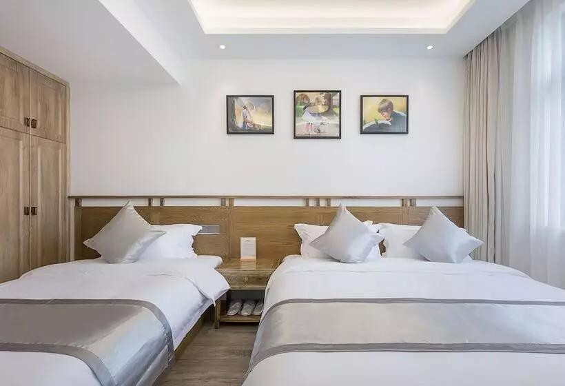 ペンション Floral Hotel  Red Forest Yuyao