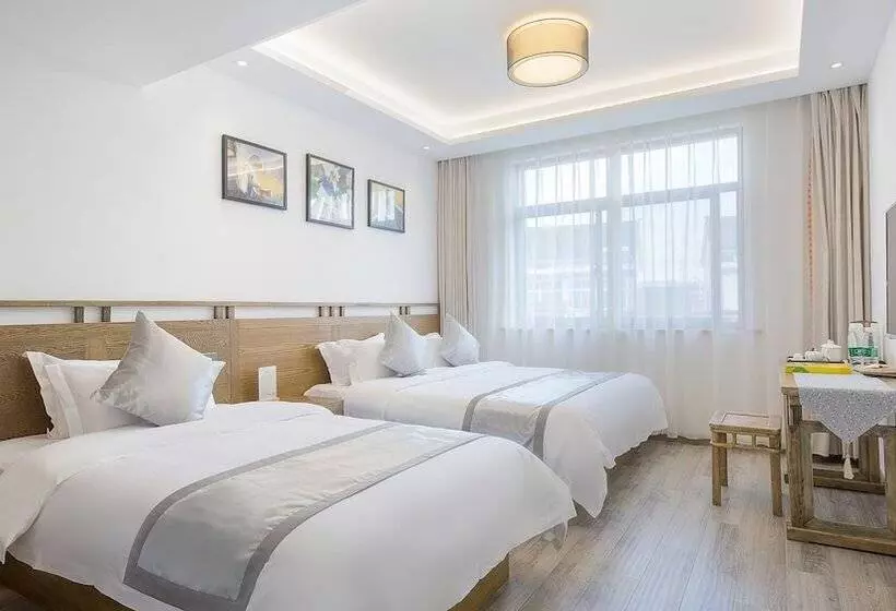 ペンション Floral Hotel  Red Forest Yuyao