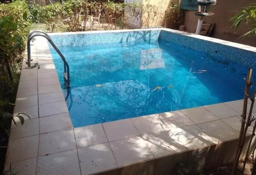 پانسیون Villa Tenko