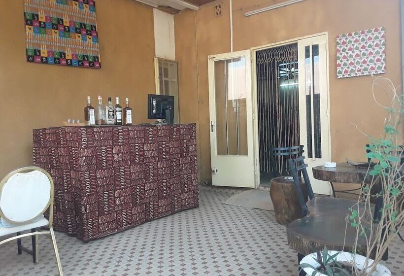 پانسیون Villa Tenko