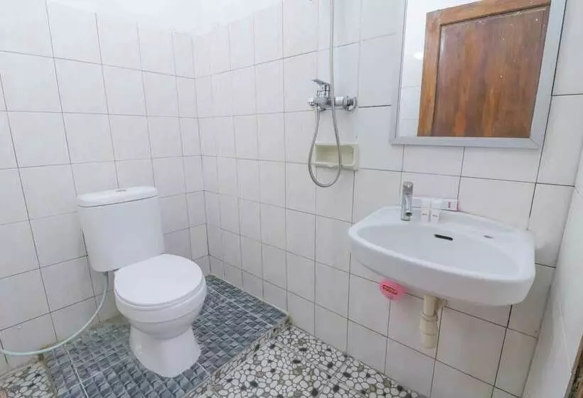 Retkeilymaja Rara Inn By Oyo Rooms