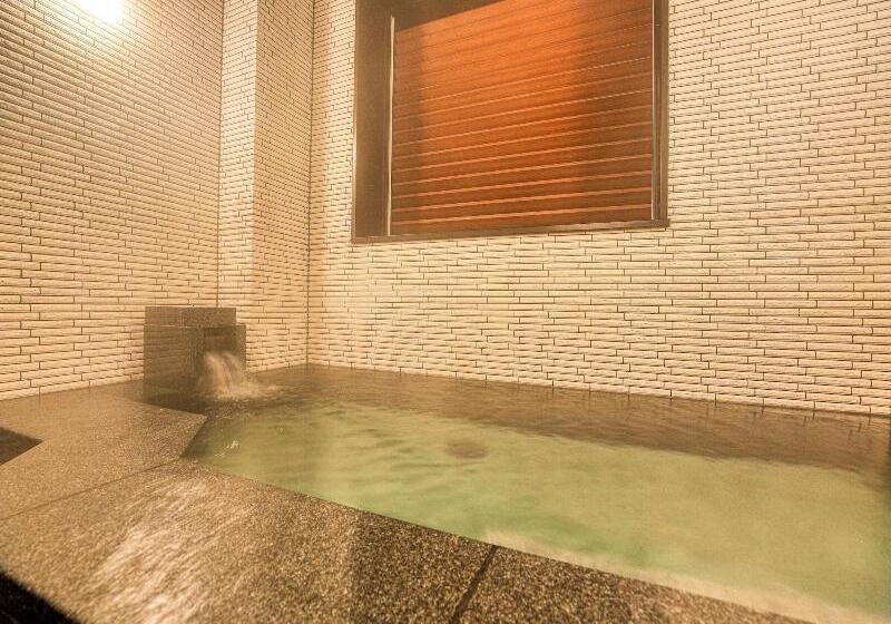 Apa Hotel Takaoka Ekimae