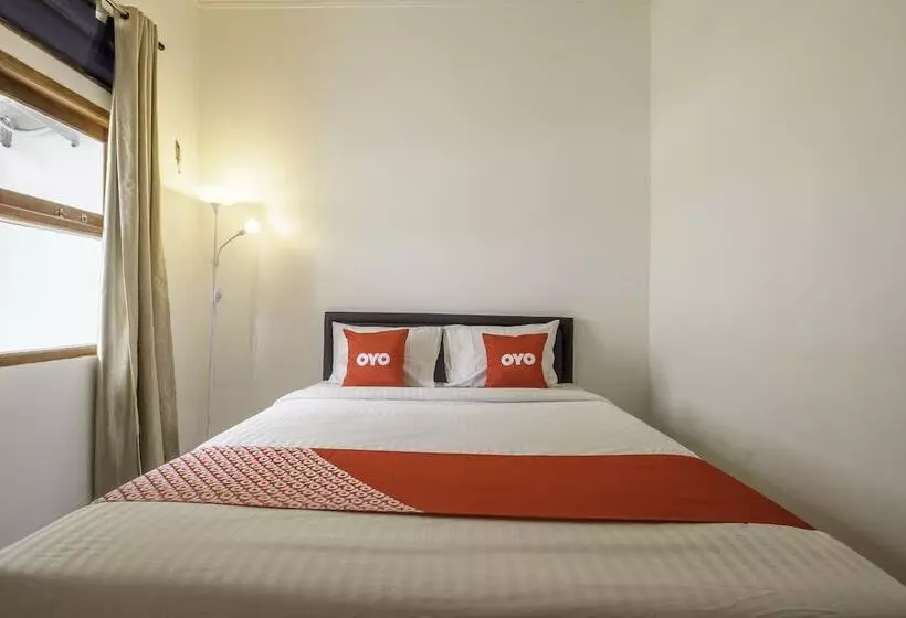 Hotelli Wisma Fisio By Oyo Rooms