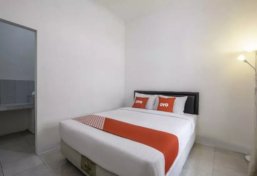 Hotelli Wisma Fisio By Oyo Rooms