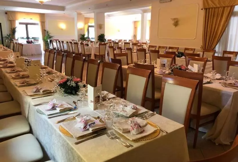 Loriana Park Hotel Sul Lago