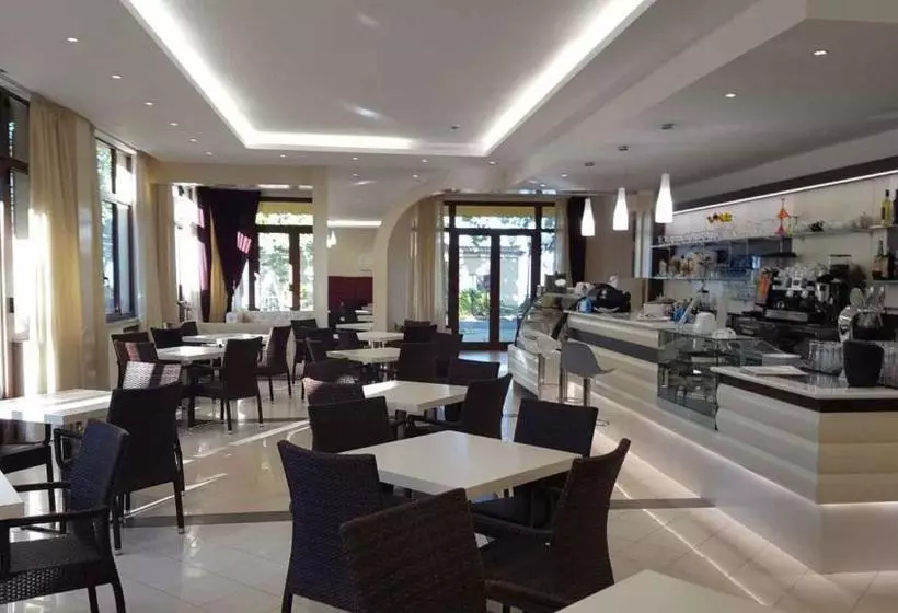 Loriana Park Hotel Sul Lago