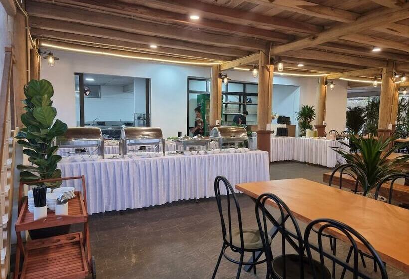 پانسیون Rose Villas & Resort   Ba Vi