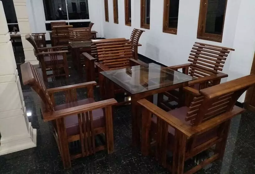 Majatalo The Crown Hotel Dambulla