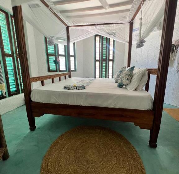 تختخواب و صبحانه Duara Beach House