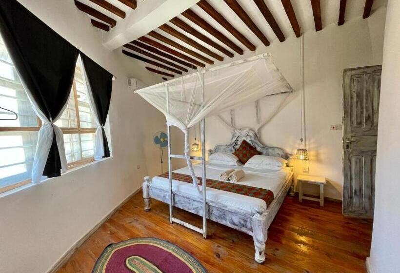 تختخواب و صبحانه Duara Beach House