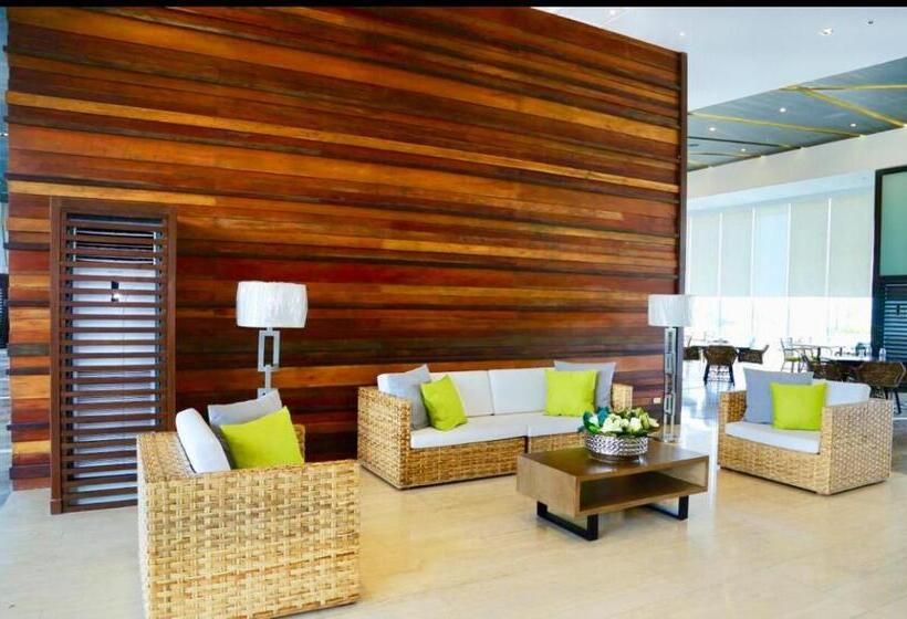 Dreamlike Arterra Hotel Apartment Cebu Seaside 14 Floor