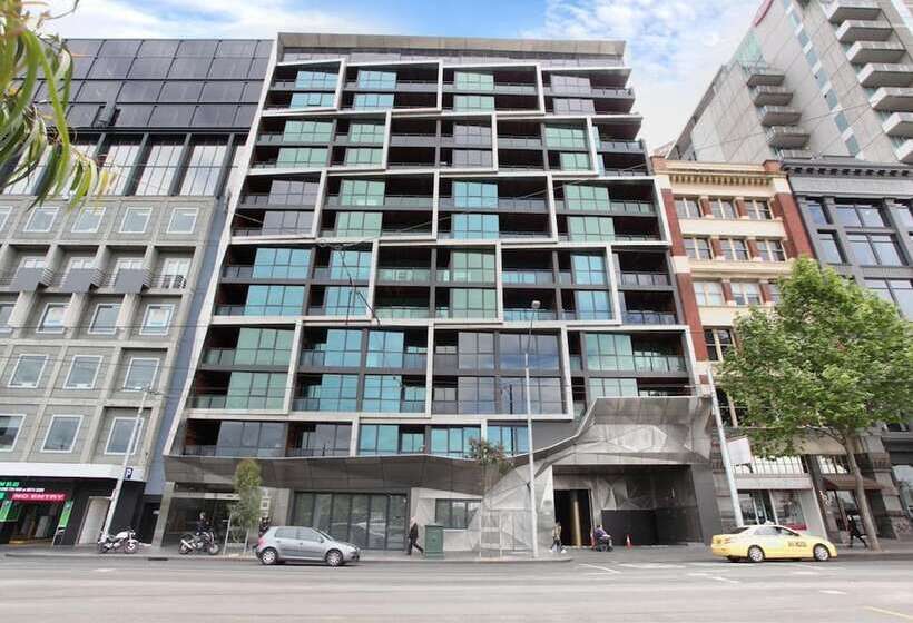 Flinders Street Apartments