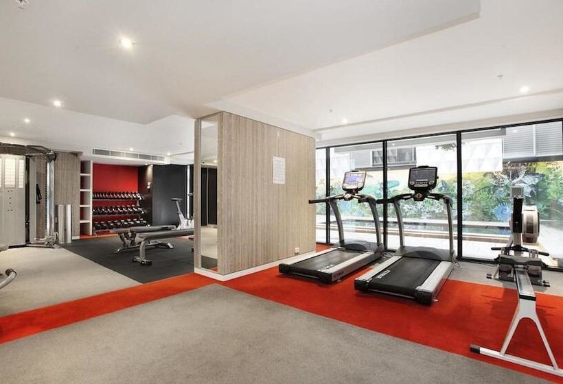 Flinders Street Apartments