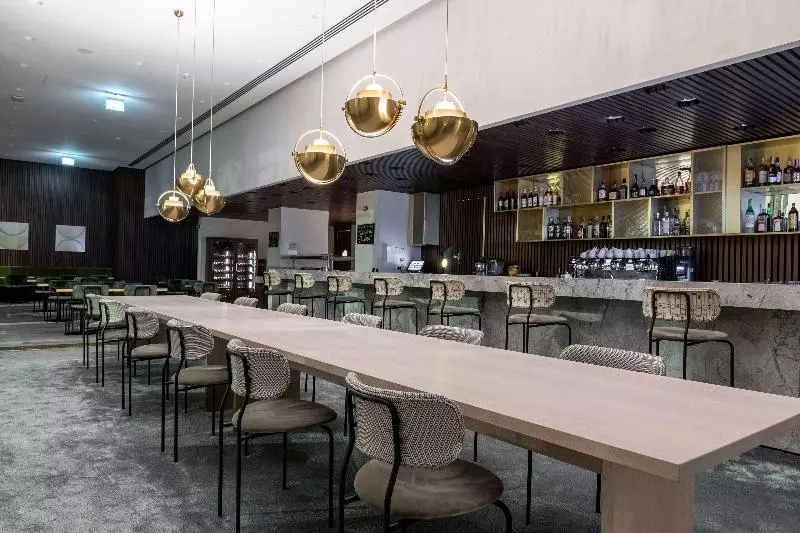 هتل Hilton Garden Inn Tbilisi Chavchavadze