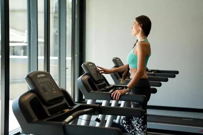 هتل Hilton Garden Inn Tbilisi Chavchavadze